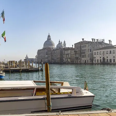 Ca Maurice - San Marco Canal View Venice Exterior photo